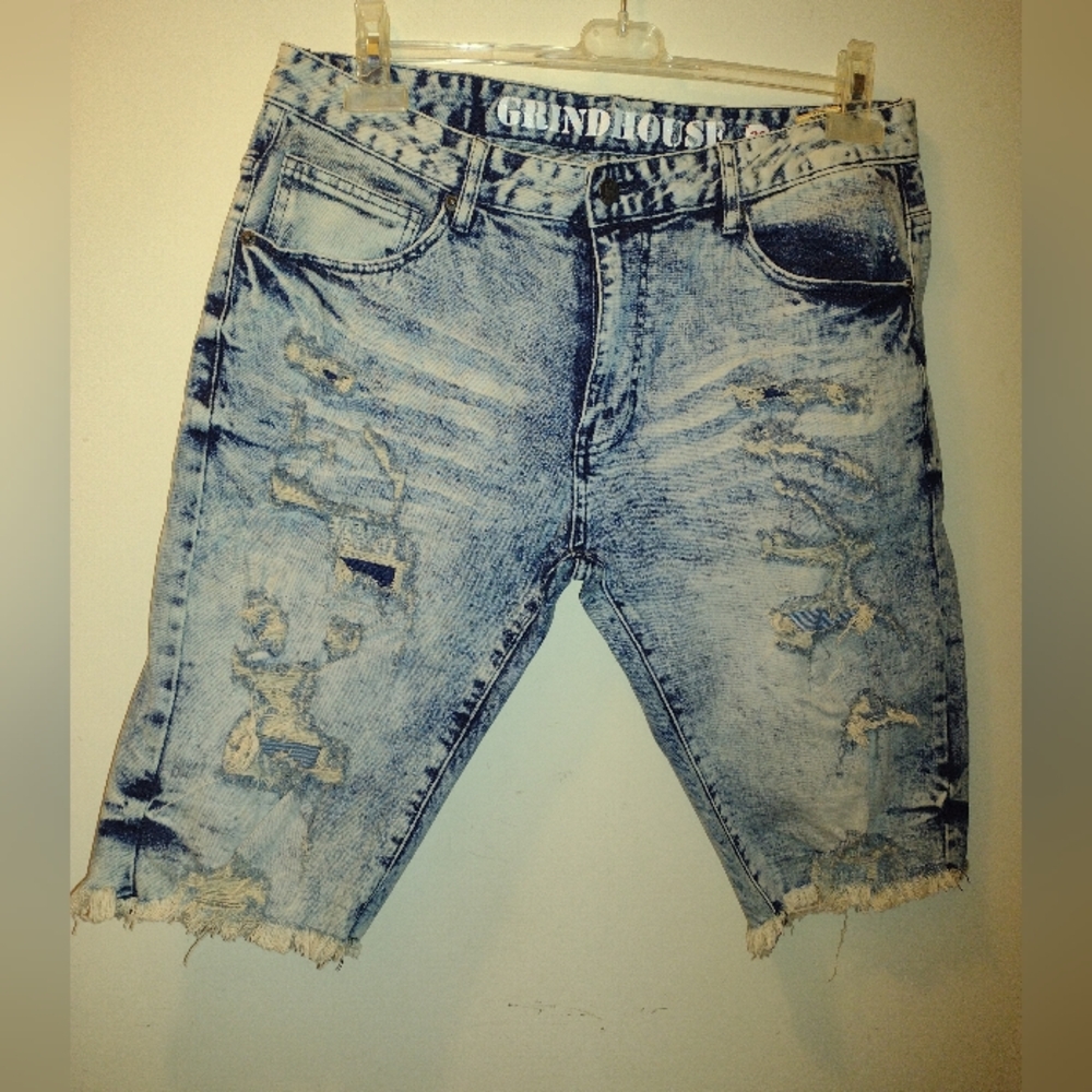 GRINDHOUSE Denim Shorts Mens 34 Acid Wash Distressed Trashed Grunge Street 13.5"